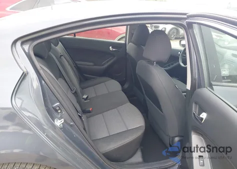 2016 Kia Forte Lx из США, поврежденный, VIN KNAFX4A65G5554838